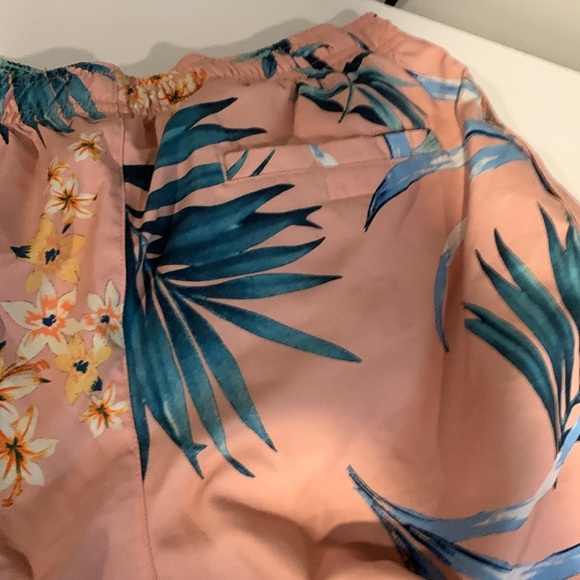 Swim trunks (Men’s) - Picture 8 of 10